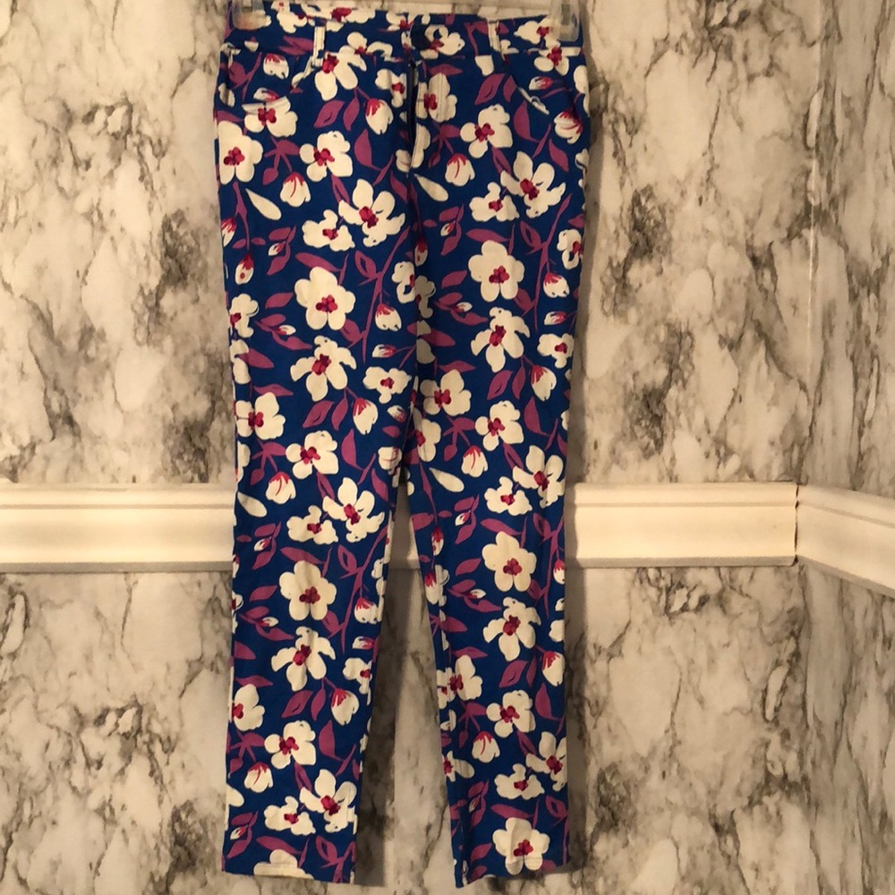 Used girls set size 14 floral design in pants